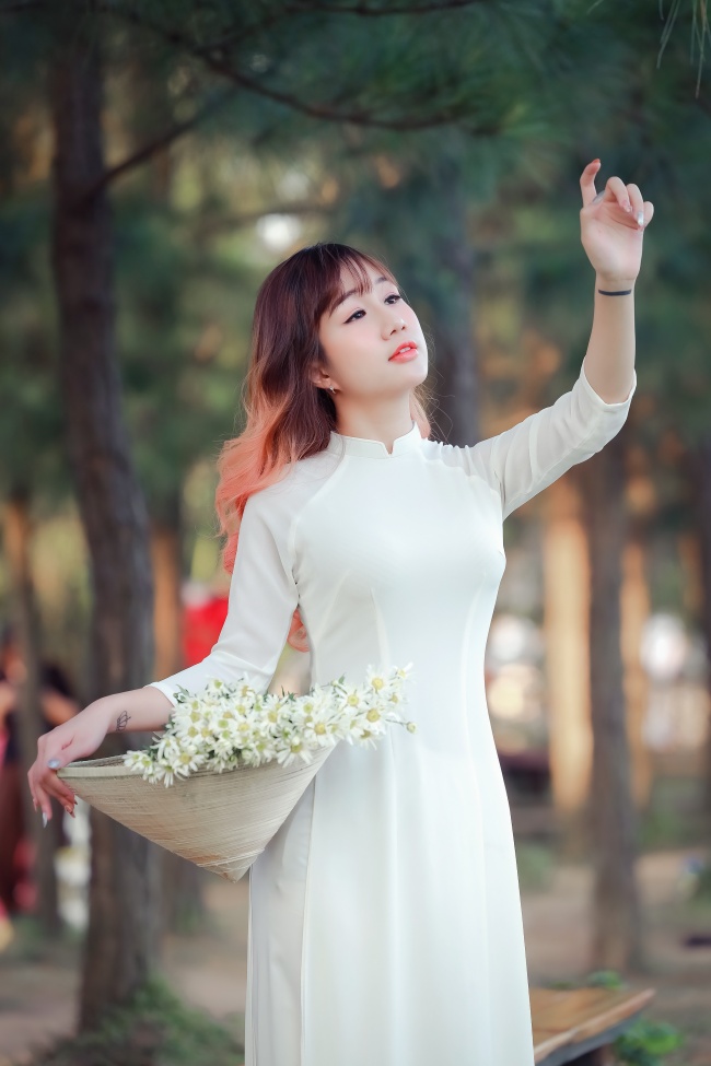 嘴唇直播下载 霓虹陷阱